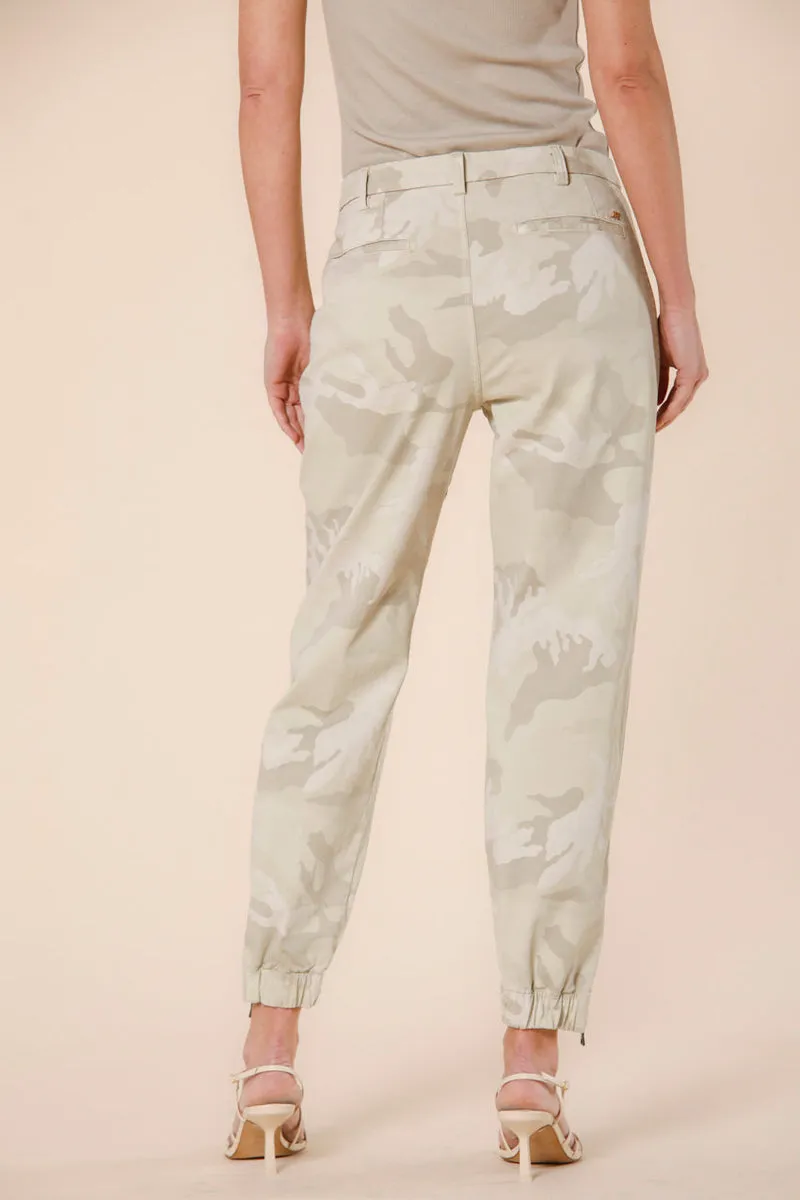 4PNT3C3123BCBE103S Evita cargo pant with camouflage print