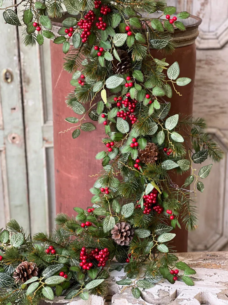 6" Elmsley Pine & Berry Garland