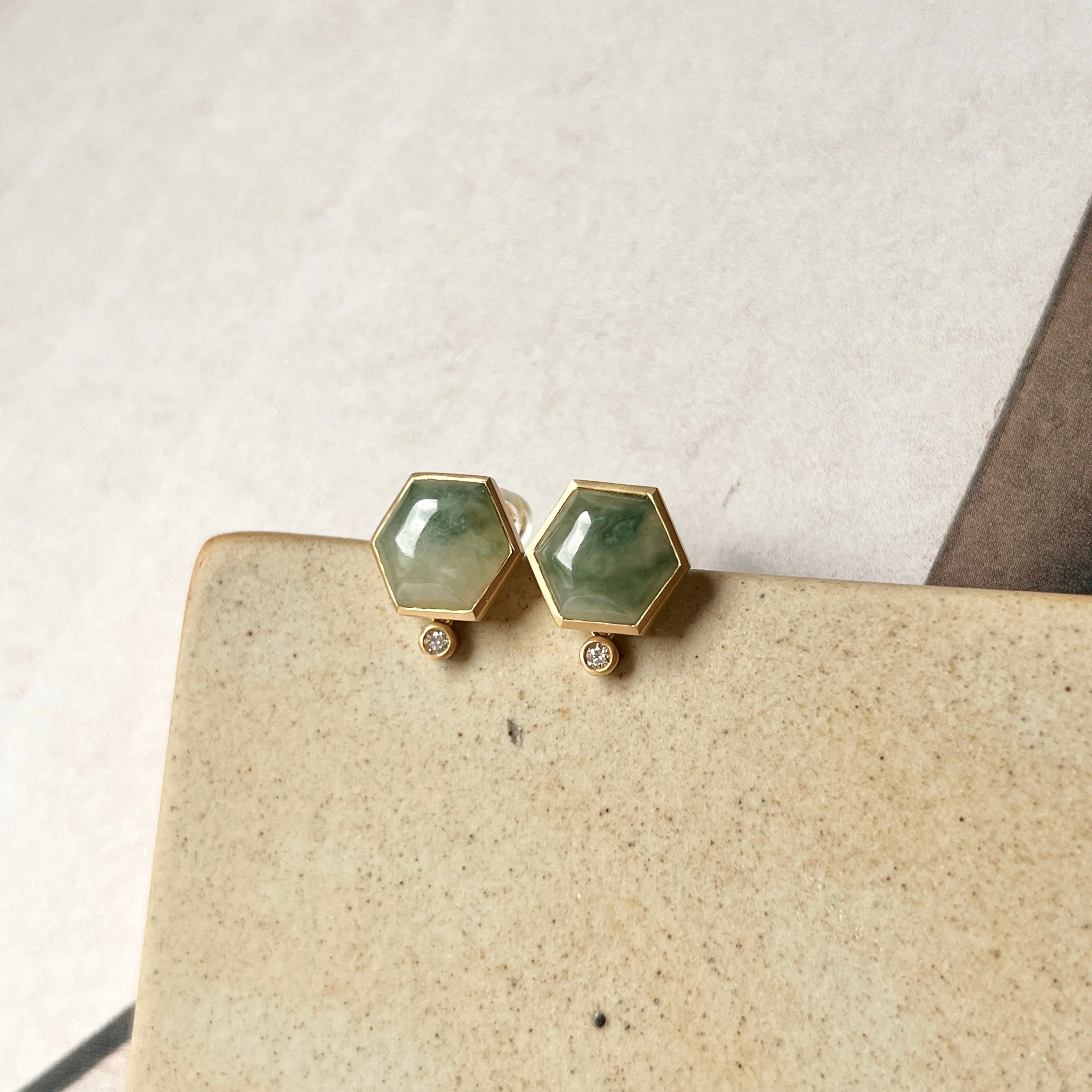 A-Grade Natural Jadeite Hexagon Dancing Diamond Stud Earring No.180753