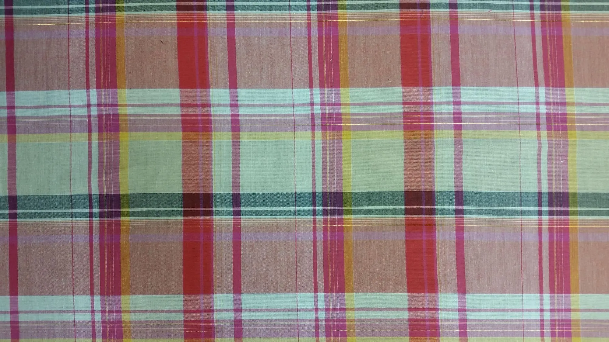 COTTON LAWN YARN DYED PLAID DSN-JE0821-A NON-STRETCHED WOVEN - SHIRTING FABRIC<br><h6>7-TAUPE/RED<br>250-CLWNP-0821A</h6>