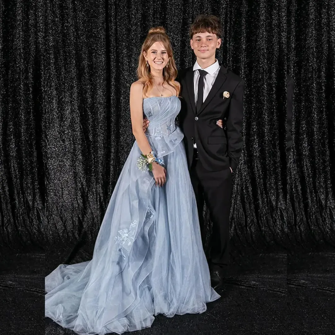 Elegant Blue Strapless A-Line Prom Dress – Puffy Tulle Gown with Ruffles and Appliques for Graduation and Special Occasions