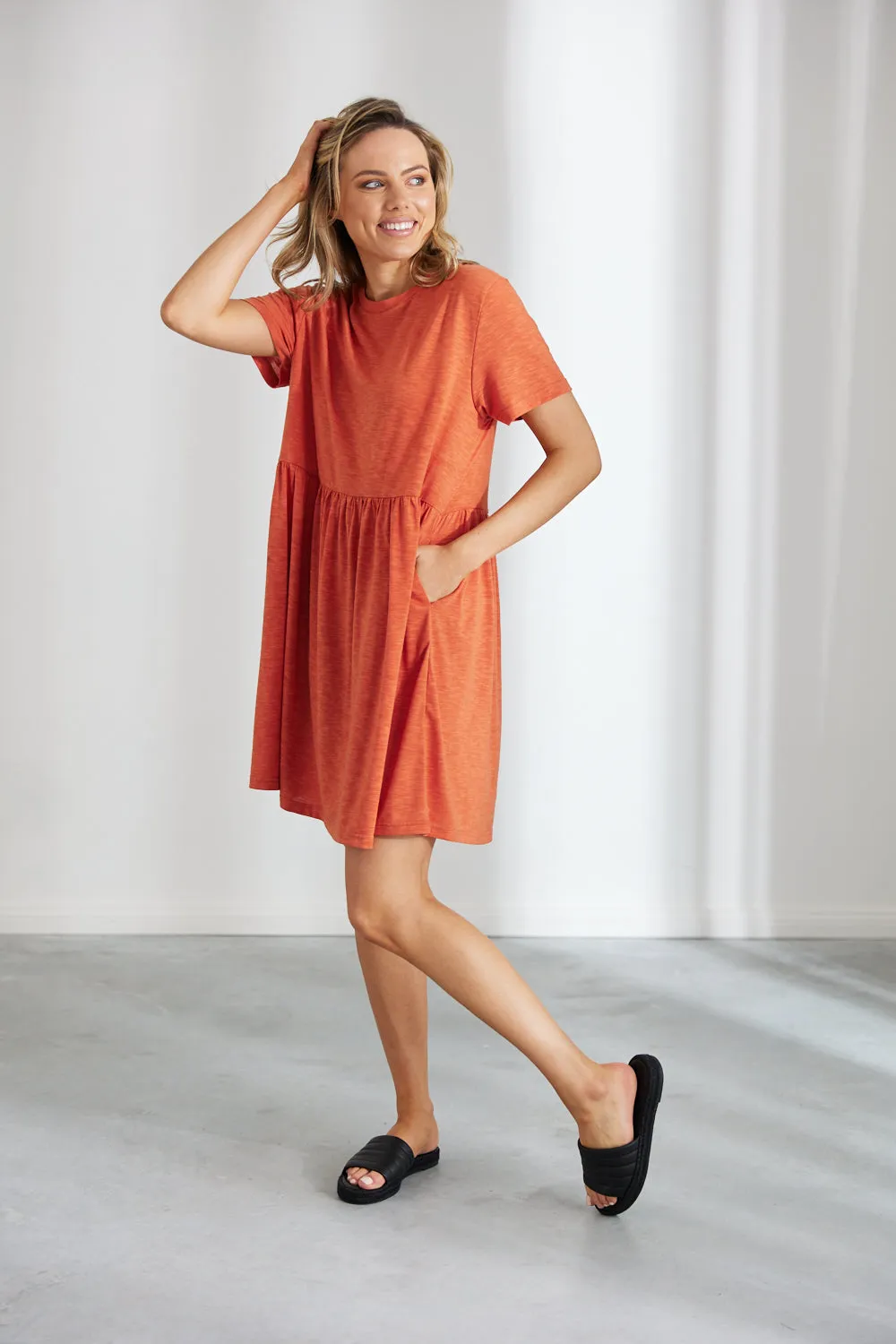 SAVANNA DRESS RUST - SECONDS